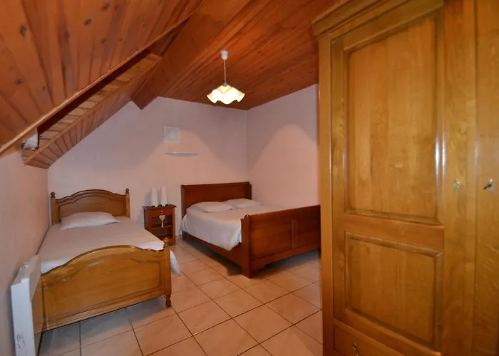 Apartments Gite le Picors